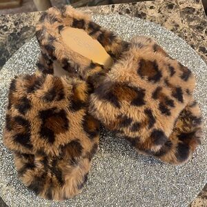 J Slides Tan Leopard Print Fuzzy Slippers